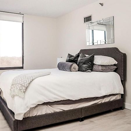 Short Term Rentals At The Park At Trowbridge Senior Community Southfield Exterior foto