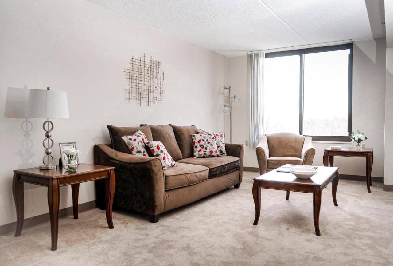 Short Term Rentals At The Park At Trowbridge Senior Community Southfield Exterior foto